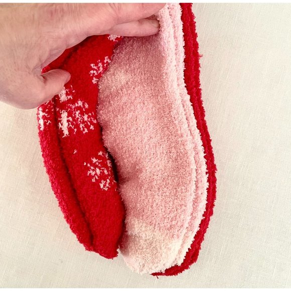 Summer & Rose Christmas Hair Scrunchies and Fuzzy Sock Combo New - Picture 6 of 9